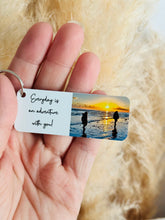 Load image into Gallery viewer, Personalised Photo/Text Keyring