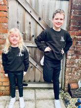 Load image into Gallery viewer, Safari Animal Sweatshirt